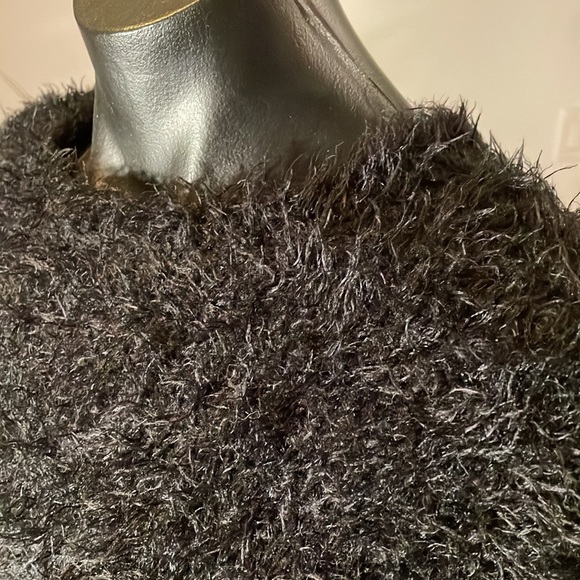 Top Shop Fuzzy Crop Black Sweater - Size 6 - Picture 3 of 6